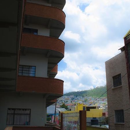 Estancias Edm Apartment Pachuca Екстериор снимка